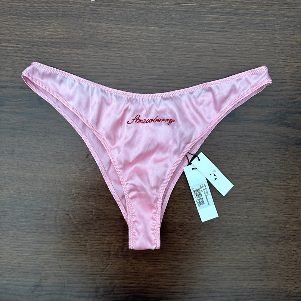 Fleur du Mal - Silk “Strawberry” Ice Cream Flavor Panty - M/L